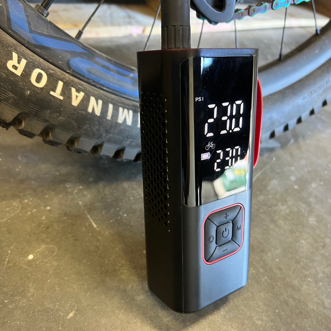 Thor's Lightning AirSpark Portable Battery Box Digital Air Compressor   9 Thor's Lightning AirSpark Portable Battery Box Digital Air Compressor   9